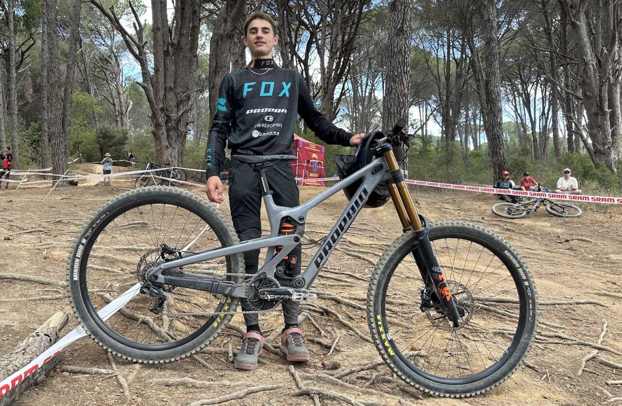 15 bikes of the sram western cape downhill mountain bike race in paarl in january 2023 as featured on bike network with images by myles kelsey