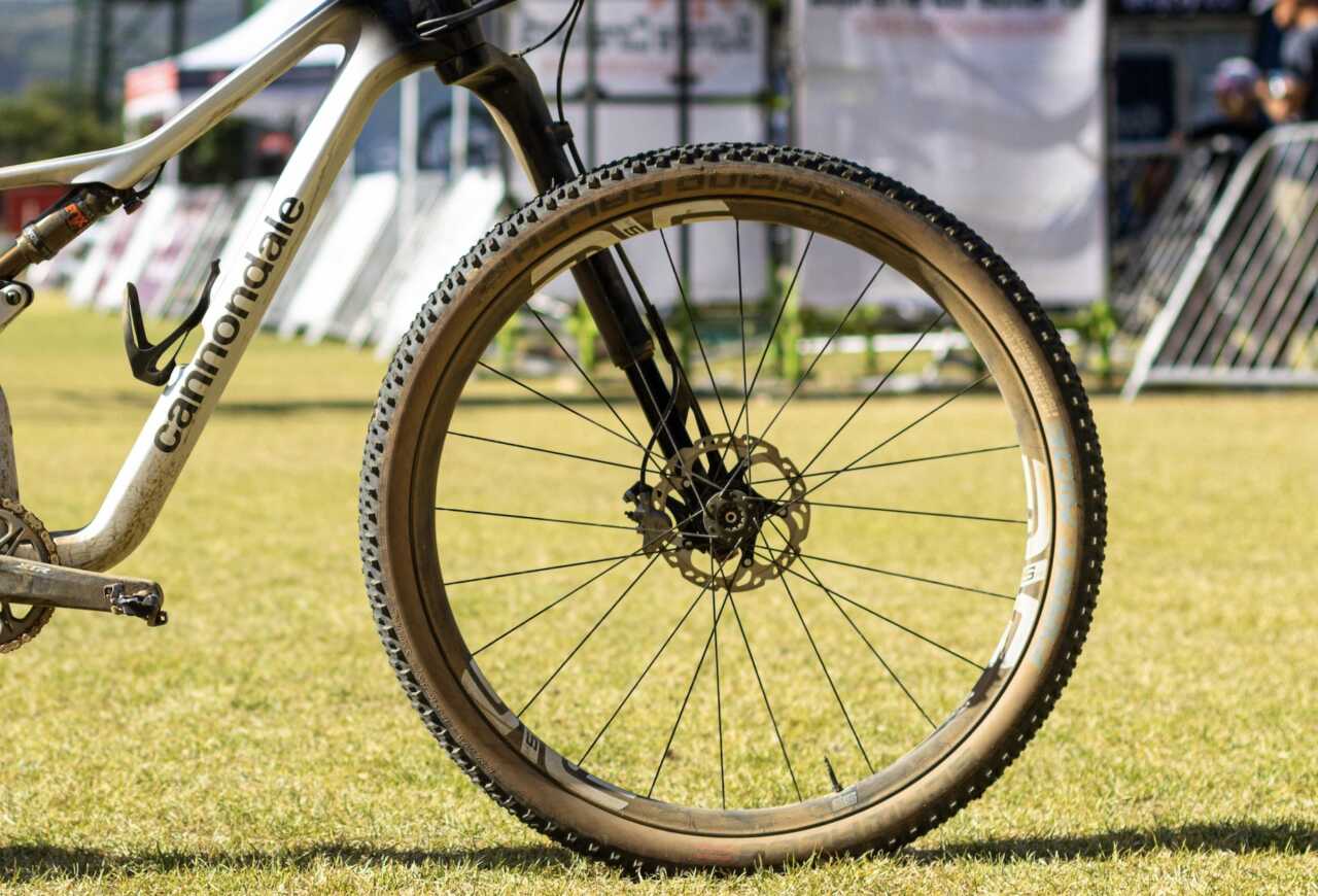 alan hatherly's cannondale mountain bike as used at the 2023 south african mountain bike cup in stellenbosch and featured on bike network by myles kelsey