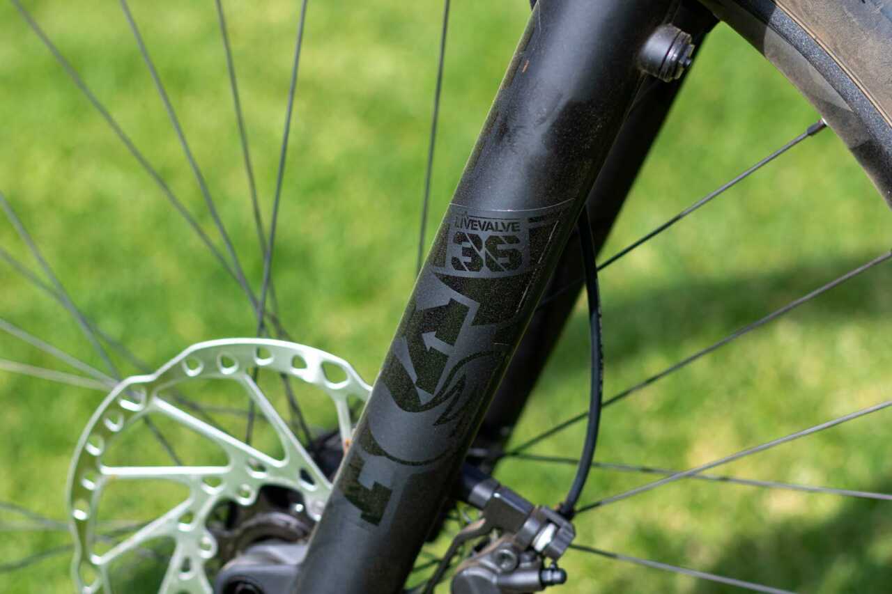 a review of the 2023 giant trance electric mountain bike as written by myles kelsey and published on bike network in paarl, south africa