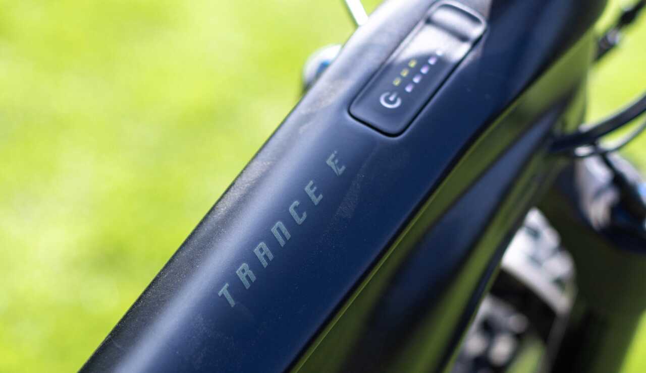 a review of the 2023 giant trance electric mountain bike as written by myles kelsey and published on bike network in paarl, south africa