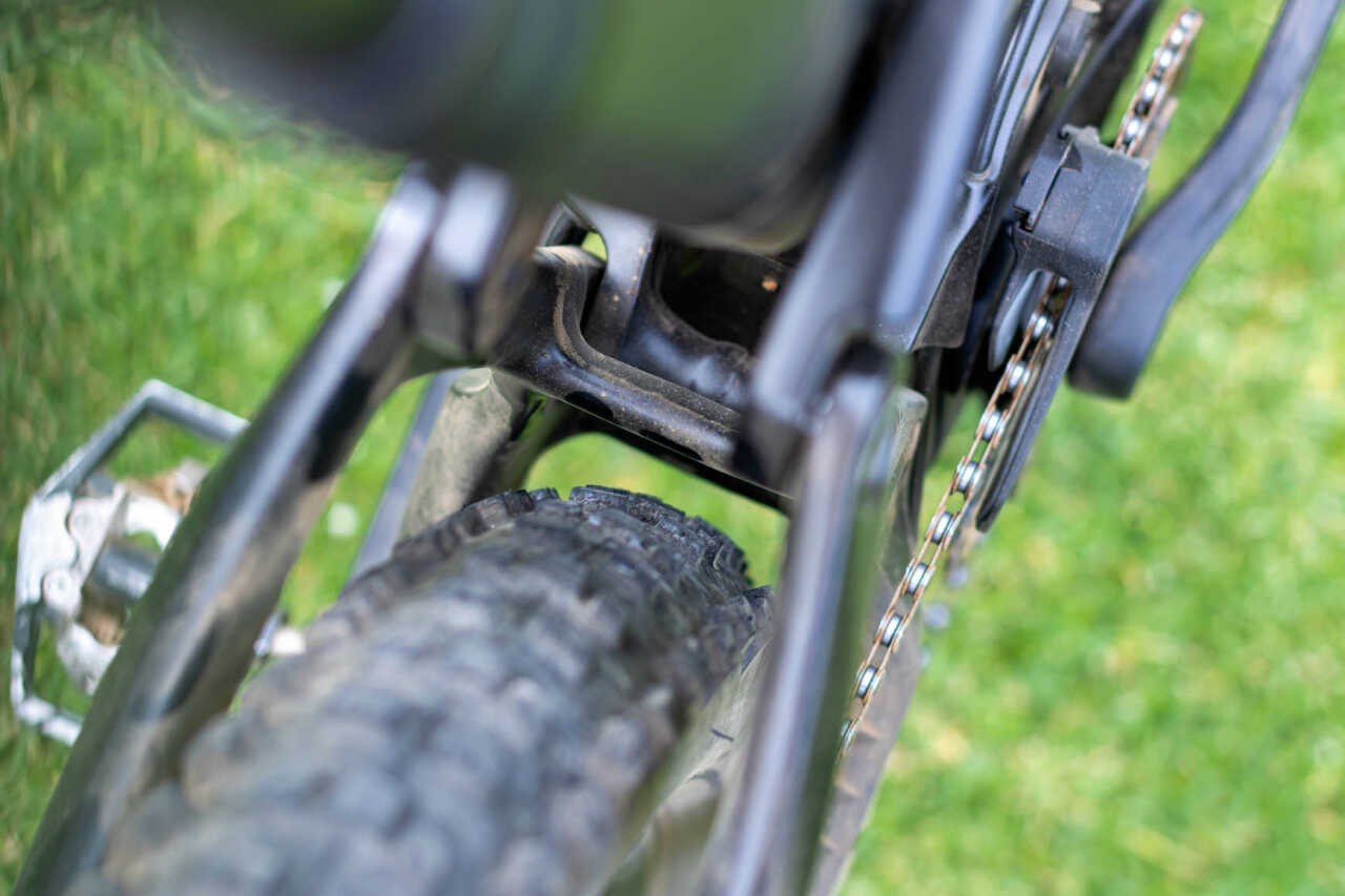 a review of the 2023 giant trance electric mountain bike as written by myles kelsey and published on bike network in paarl, south africa