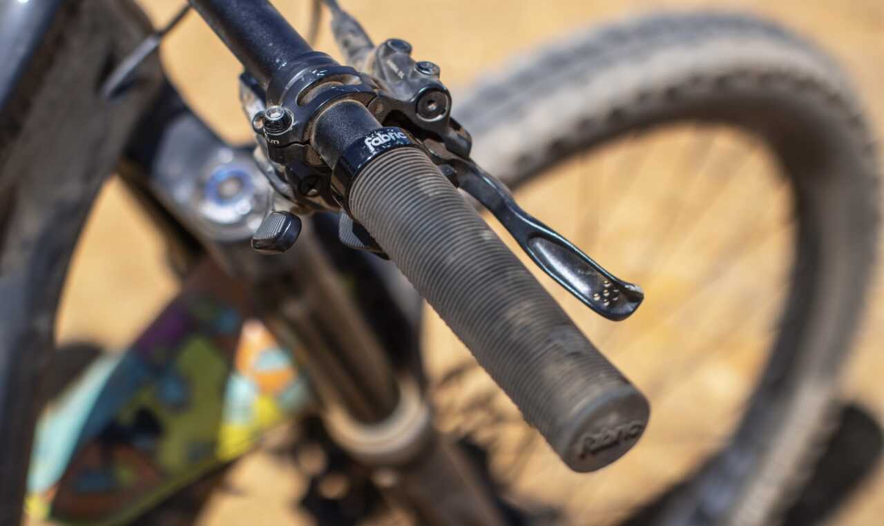10 february 2024 - paarl, western cape, south africa | review of the cannondale jekyll mountain bike as published on bike network
