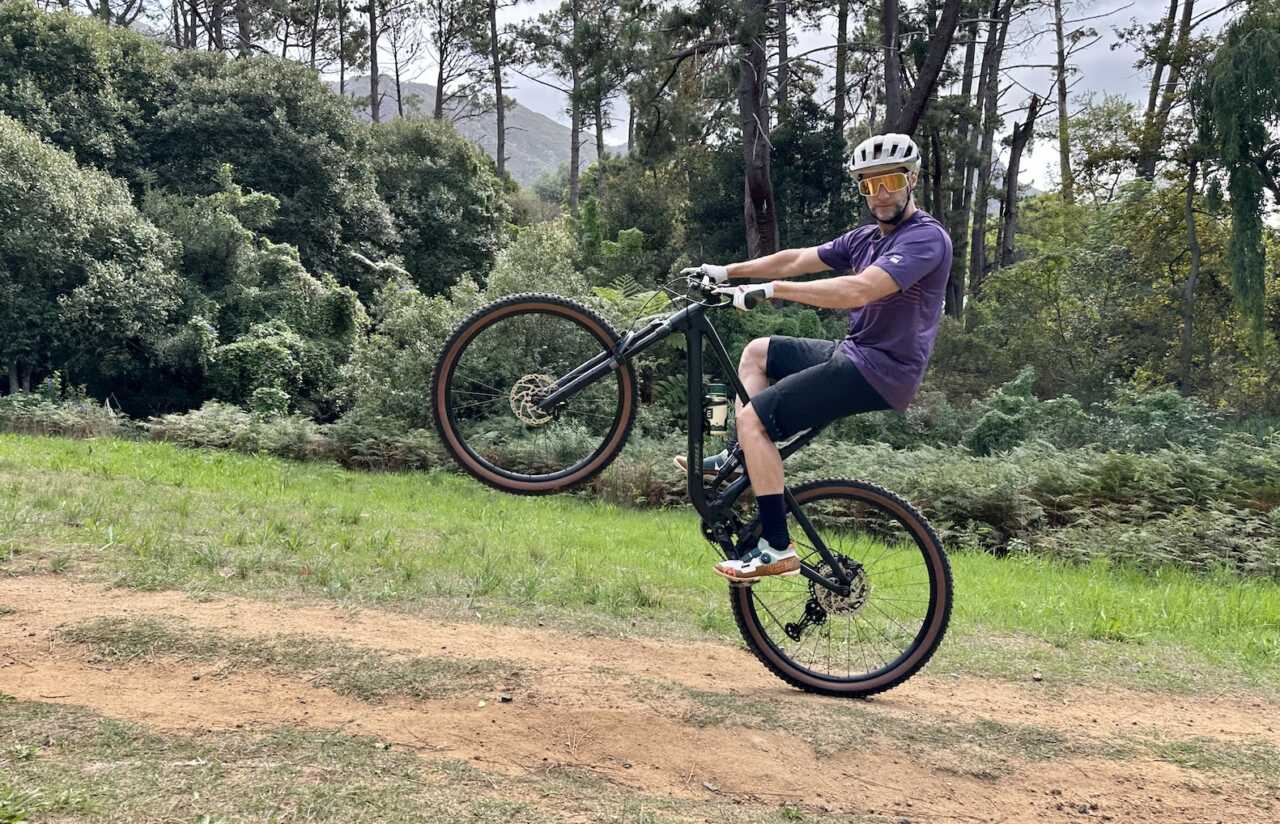 11 september 2025, cape town; SOUTH AFRICA | a website article with advice for beginner mountain bikers as published on bike network by myles kelsey