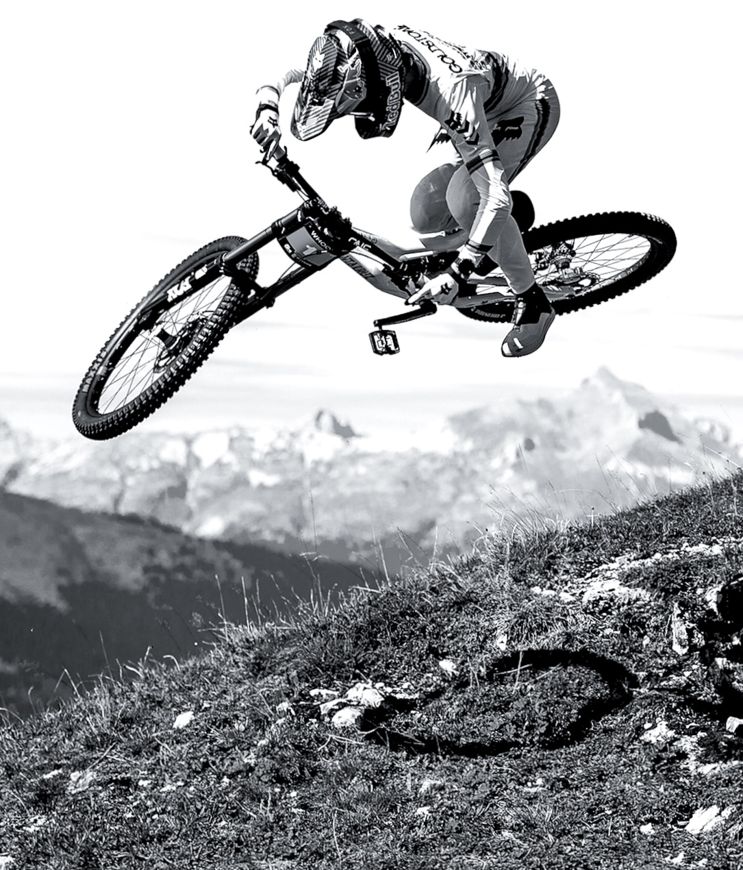 4 february 2026, cape town, SOUTH AFRICA | details on the new jackson goldstone signature grip by oneup components as published on bike network