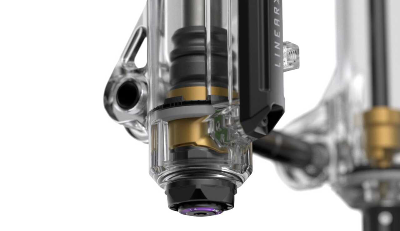 7 april 2026, cape town; SOUTH AFRICA | details on the new rockshox lyrik mountain bike suspension as published on bike network