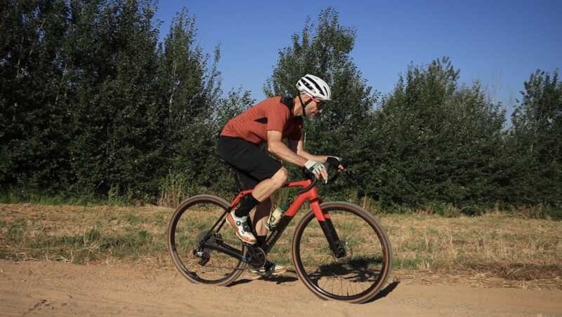 20 february 2026, somerset west, south africa | a youtube video with myles kelsey from bikenetwork demonstrates the technique required to ride through thick sand on a gravel bike